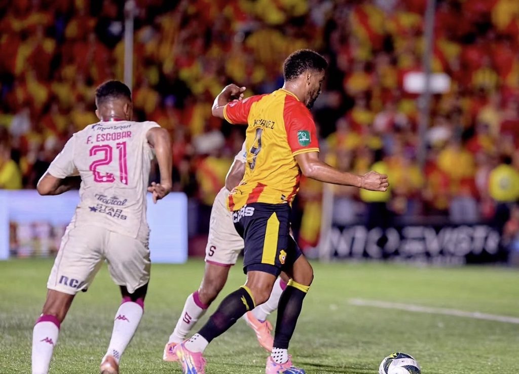 Herediano anuncia sorpresiva salida