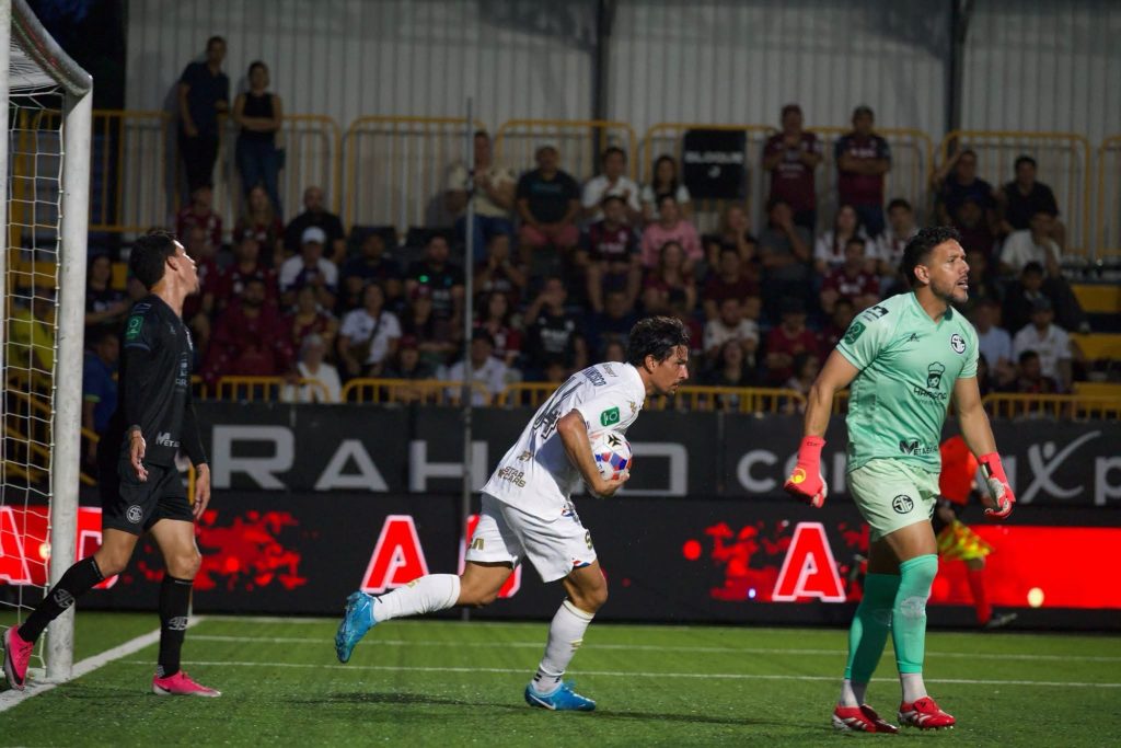 Jornada 8: Saprissa pierde el liderato y Alajuelense sin técnico